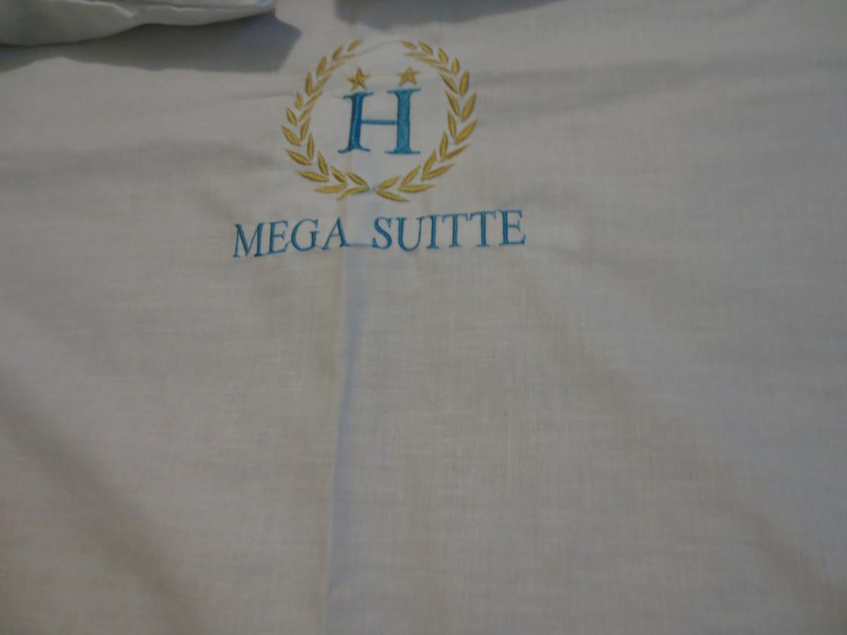 Mega *